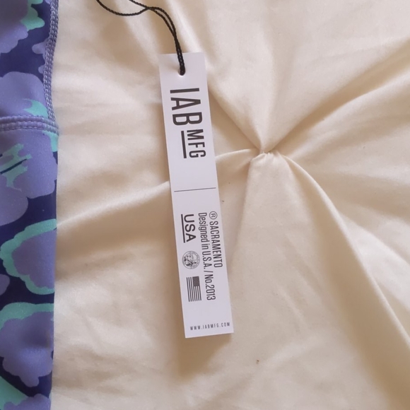 Colorful athletic spandex shorts - Picture 3 of 6